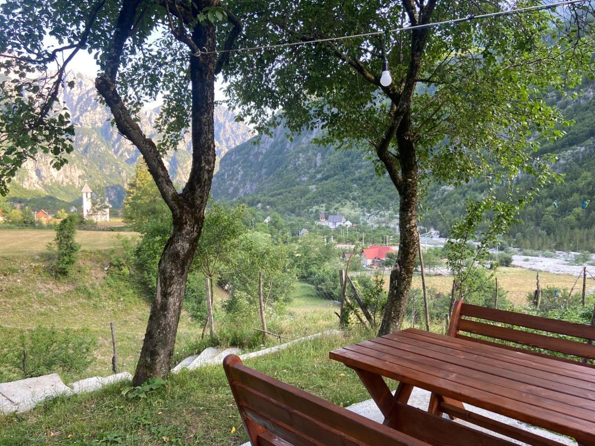 Bujtina Pllumi Theth Bed & Breakfast Luaran gambar