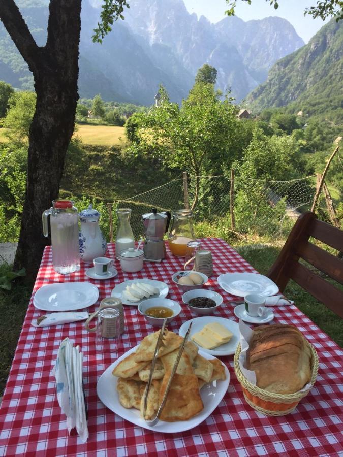 Bujtina Pllumi Theth Bed & Breakfast Luaran gambar