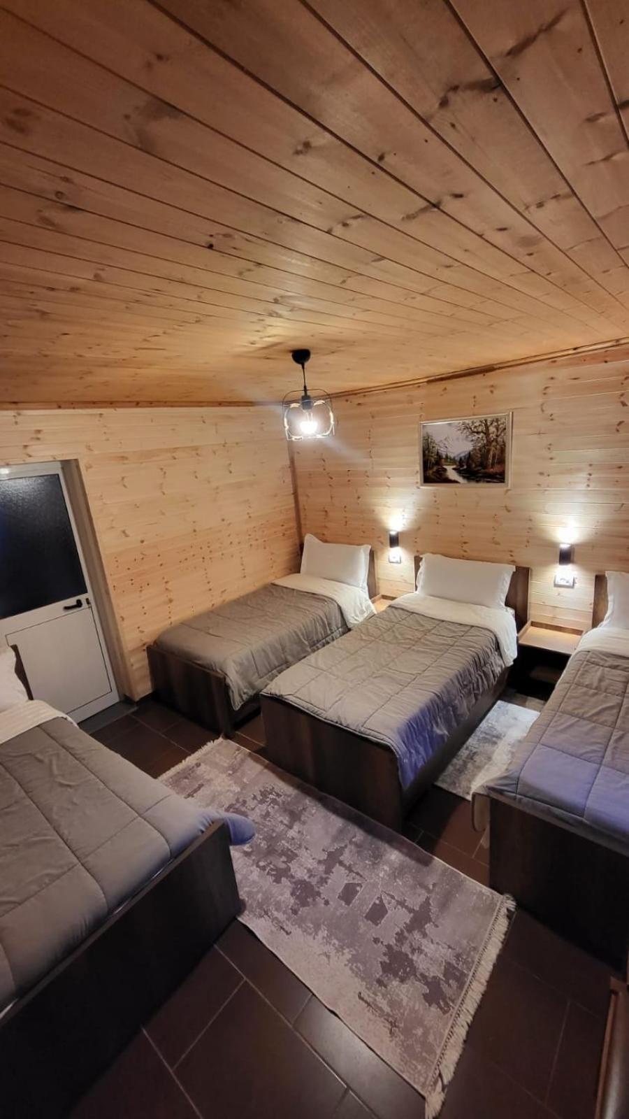 Bujtina Pllumi Theth Bed & Breakfast Bilik gambar