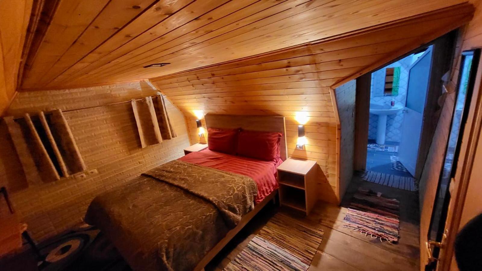 Bujtina Pllumi Theth Bed & Breakfast Luaran gambar